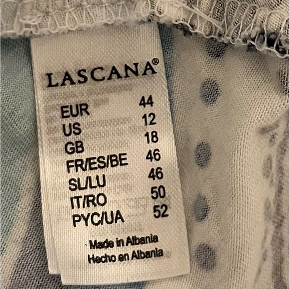 Lacana White and Blue Patterned Sleeveless Dress - Picture 8 of 9